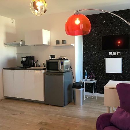 니오르 Le Galaxy Centre La Breche Wifi Calme Vue Jardin 아파트 외부 사진