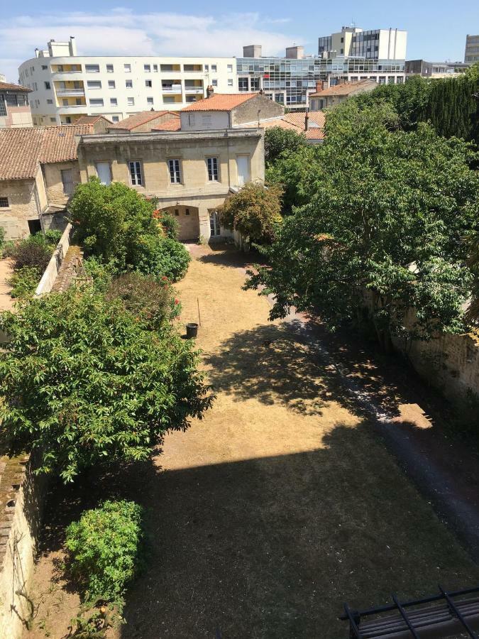 니오르 Le Galaxy Centre La Breche Wifi Calme Vue Jardin 아파트 외부 사진